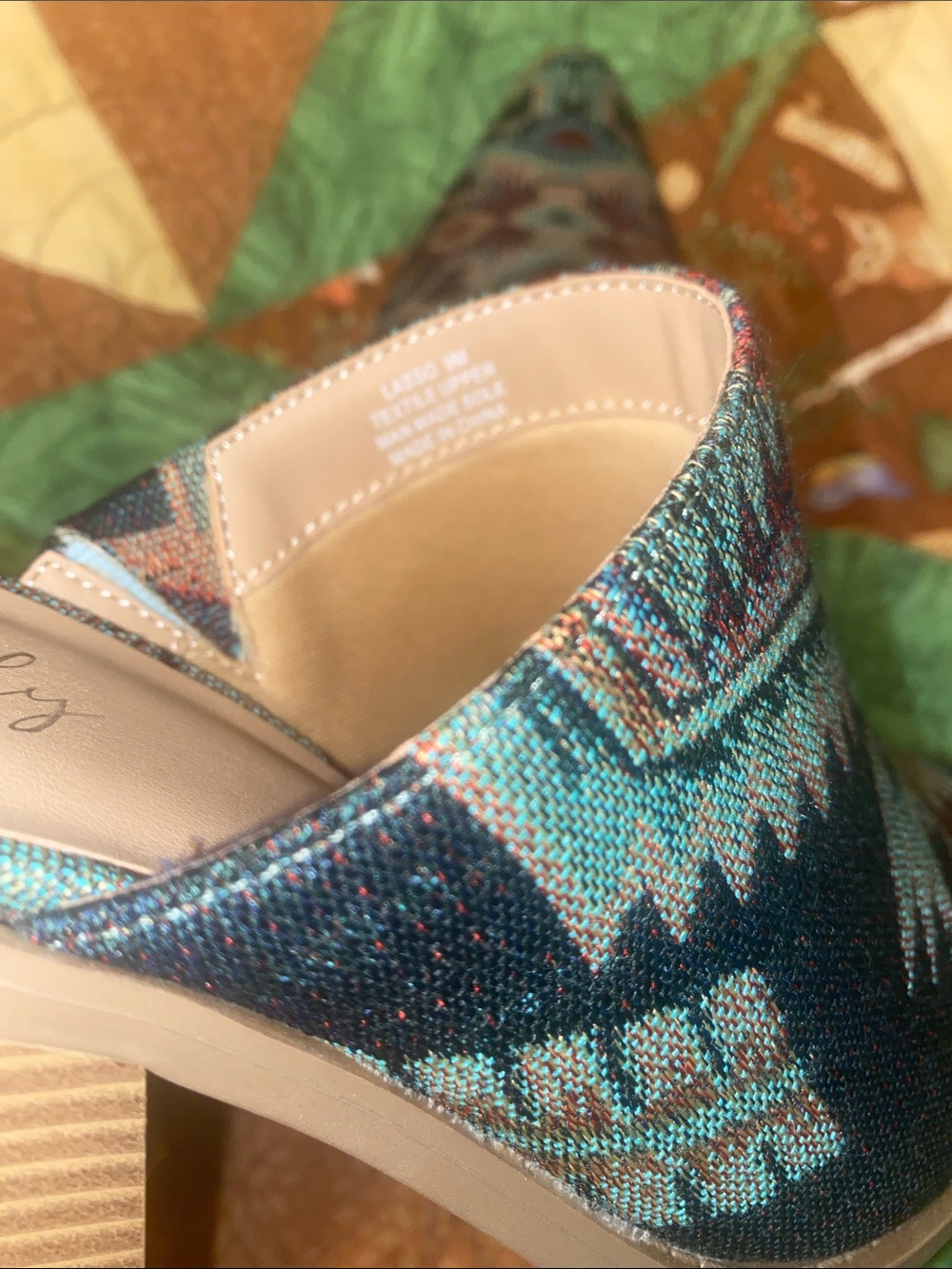 Like New Wonderly Teal Multicolor pattern Tapestry Pointed-Toe Mules - Picture 7 of 9